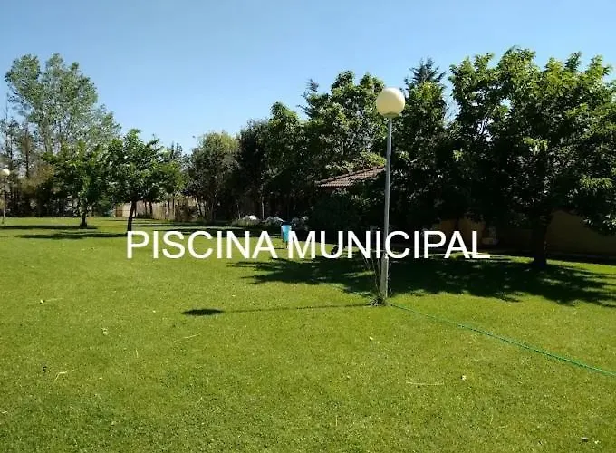 Rural La Perla アパート